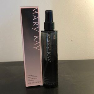 Mary Kay Brush Cleaner